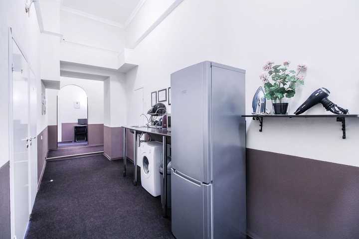 gallery image 0