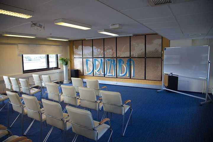 gallery image 0