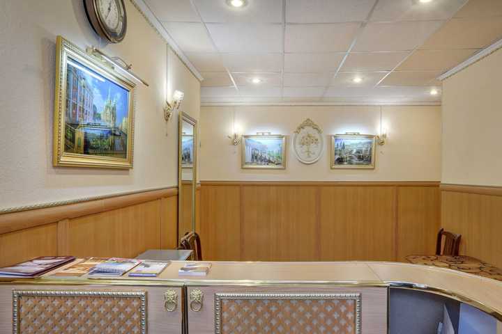 gallery image 4