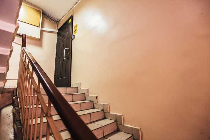 gallery image 0