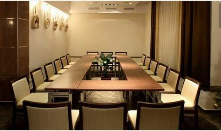 gallery image 0