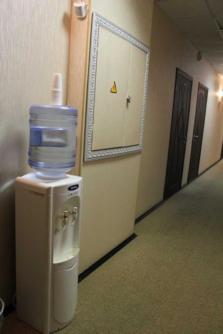gallery image 0