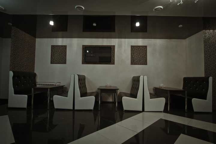 gallery image 0