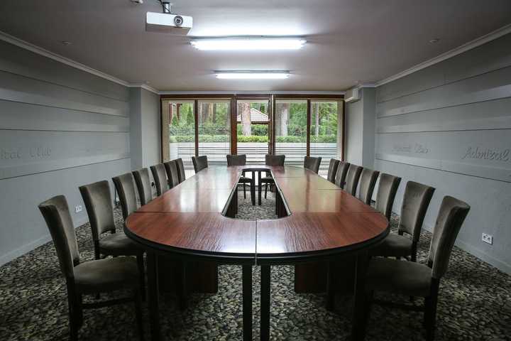 gallery image 0