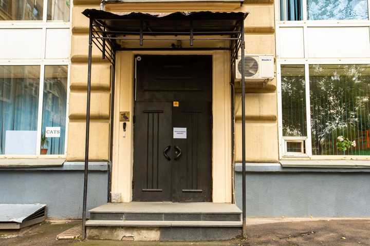 gallery image 0
