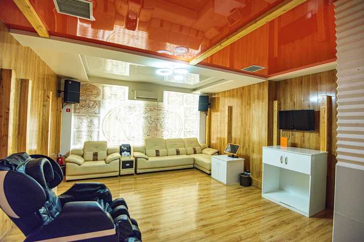 gallery image 10
