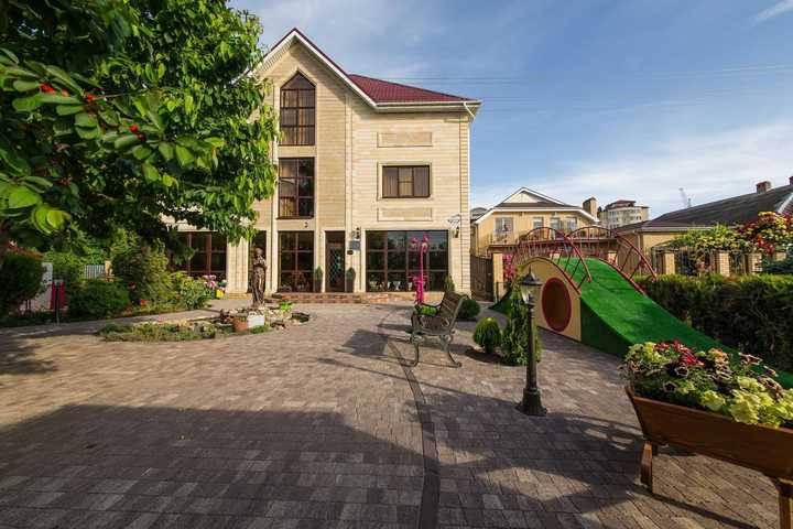 gallery image 7