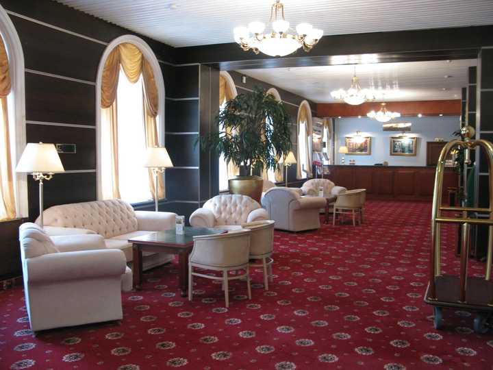 gallery image 4