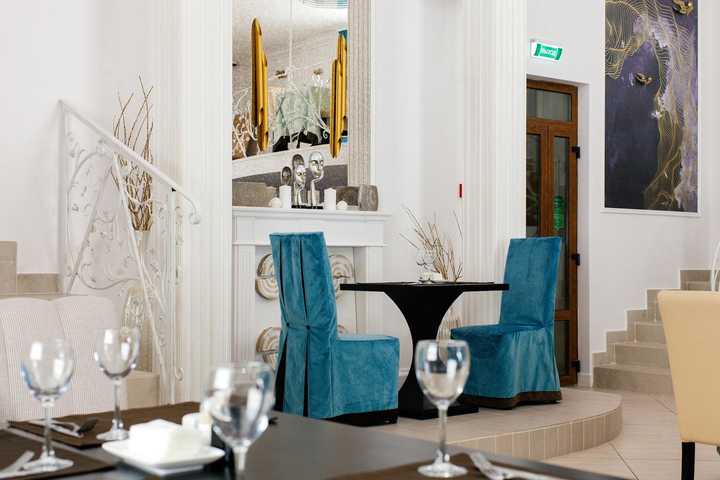 gallery image 10