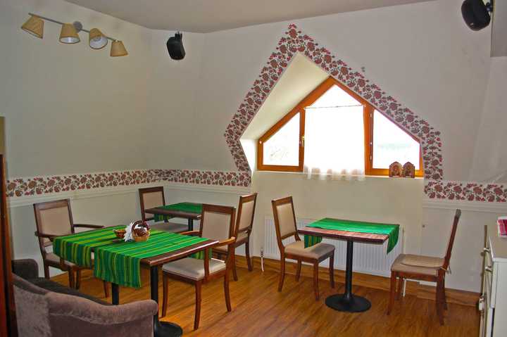 gallery image 11