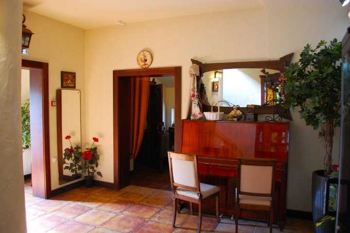 gallery image 14