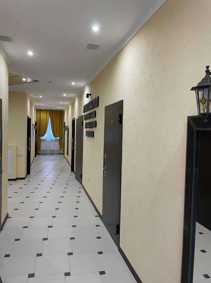 gallery image 9