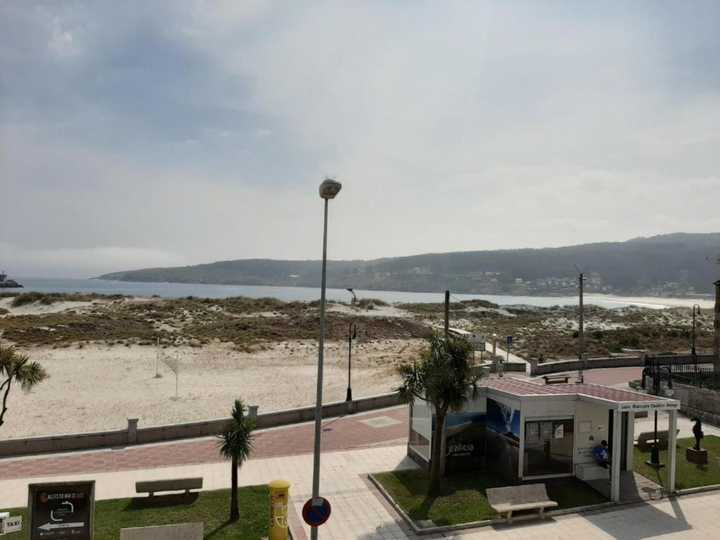 gallery image 0