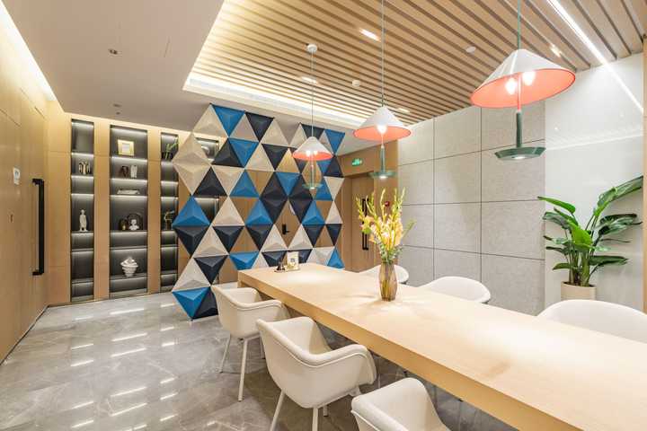 gallery image 13