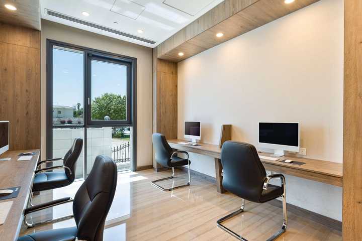 gallery image 0