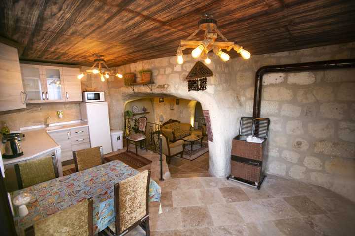 gallery image 0