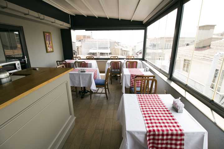 gallery image 0