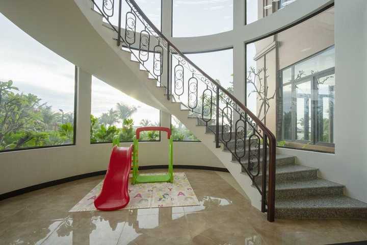 gallery image 17