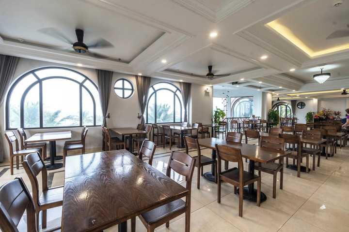 gallery image 13