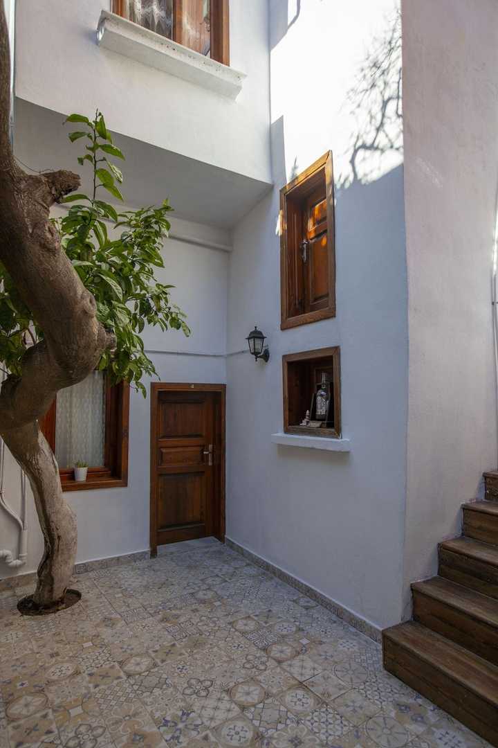 gallery image 9