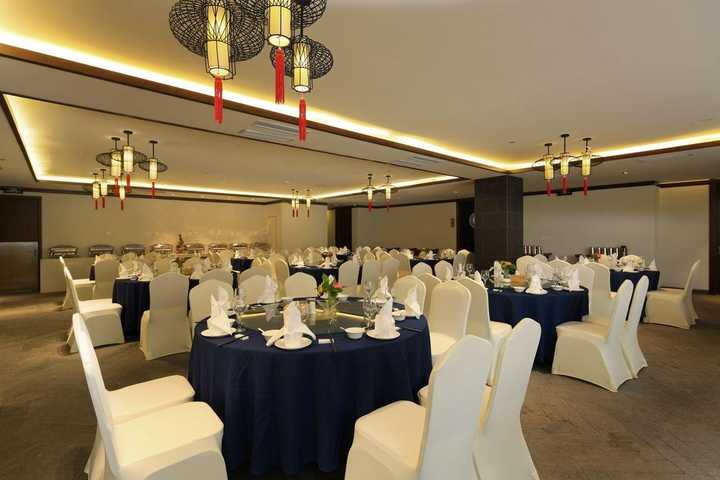 gallery image 0