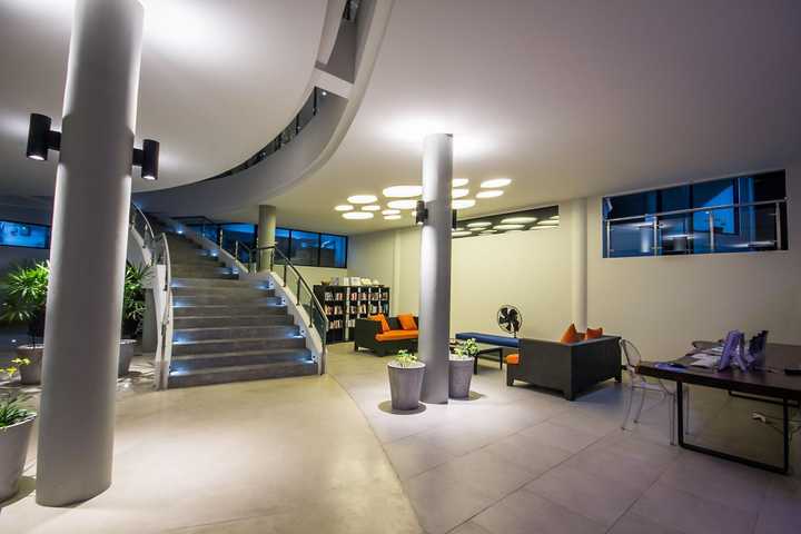 gallery image 7