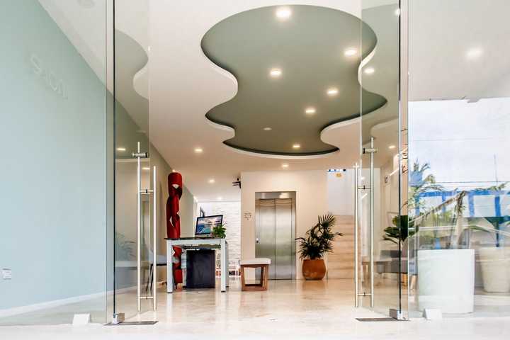 gallery image 0
