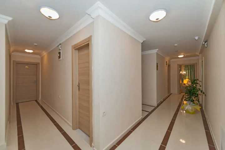 gallery image 16