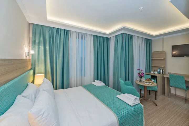 gallery image 0