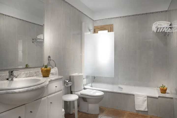 gallery image 27