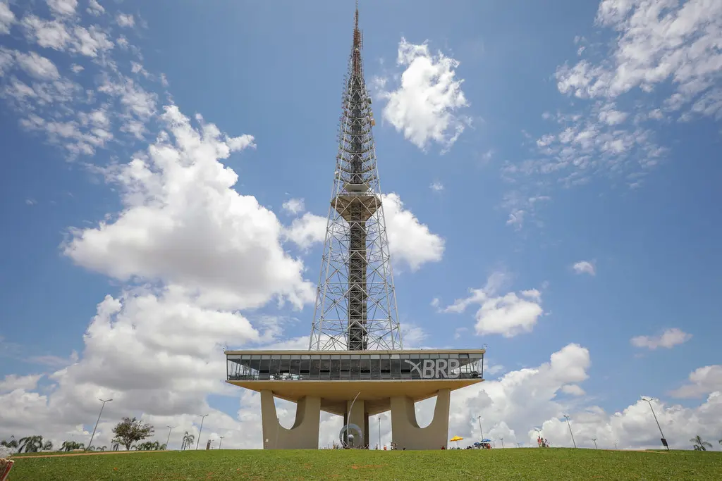 15/11/2023 - #TBT: Do alto da Torre de TV, uma Brasília mo… | Flickr