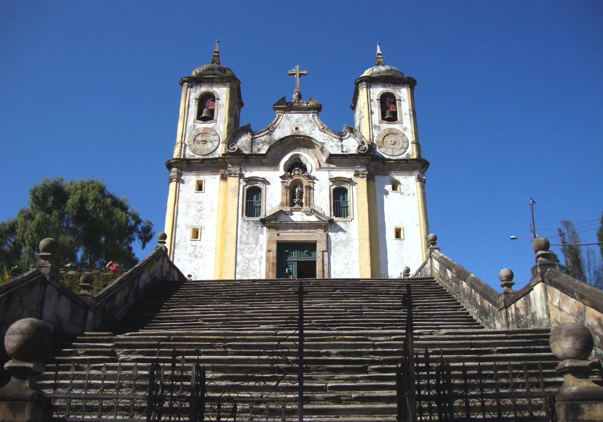 File:Igreja de Santa Efigênia, em Ouro Preto.jpg - Wikimedia Commons