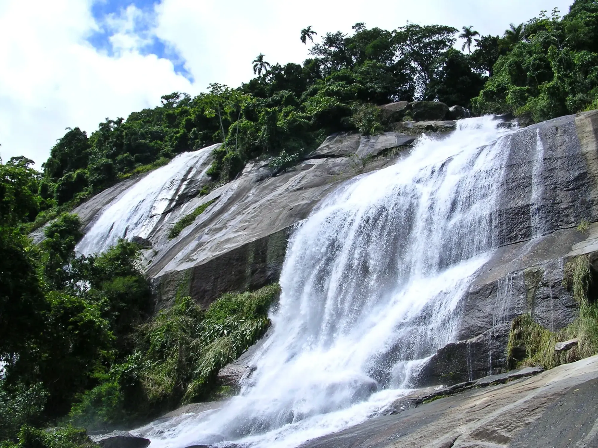 File:CACHOEIRA da AGUA BRANCA,.jpg - Wikimedia Commons