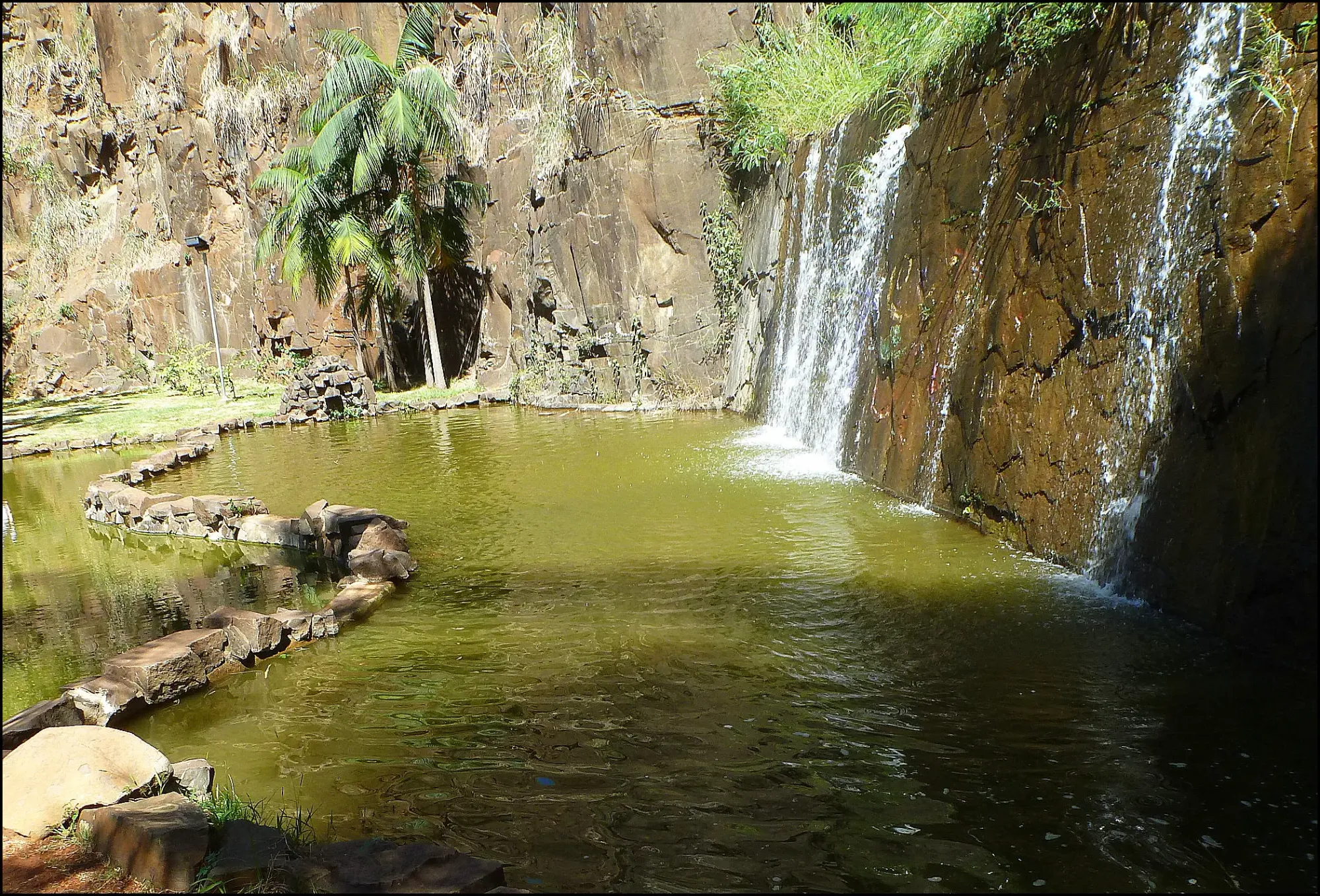 File:Pedreira do Chapadão - Campinas -SP - panoramio (5).jpg - Wikimedia Commons