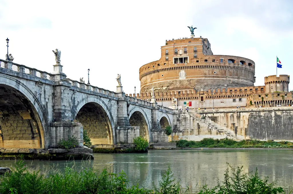 Italy-0066 - Ponte Sant'Angelo & Castel Sant'Angelo | Flickr