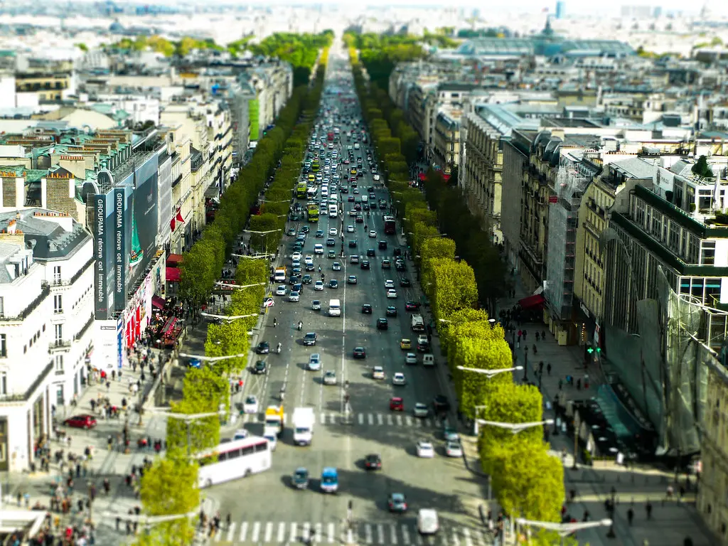 Champs Elysees | Steve Pilbrow | Flickr